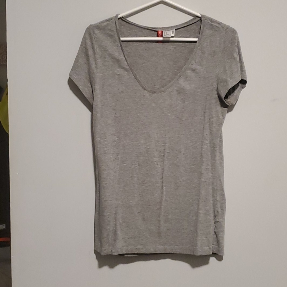 💫 2/$25 • Basic Grey Tee